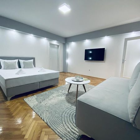 A Apartment วิเชกราด ภายนอก รูปภาพ